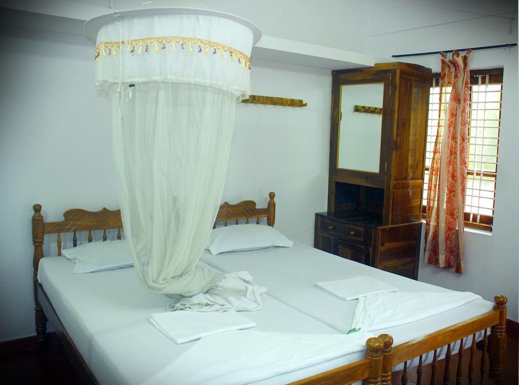 Jickys Nest Hotell Varkala Rum bild