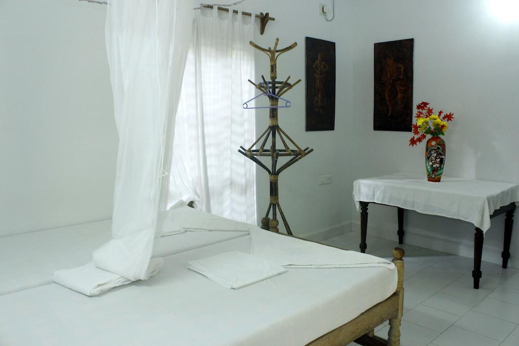 Jickys Nest Hotell Varkala Rum bild