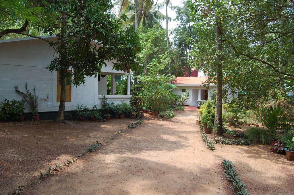 Jickys Nest Hotell Varkala Exteriör bild